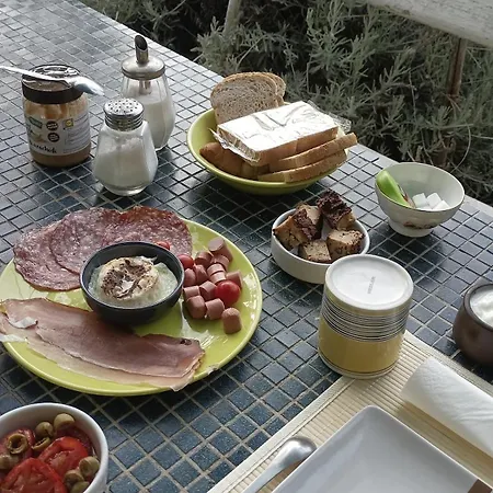 Le Domaine Des Bellevesasses * מנטון